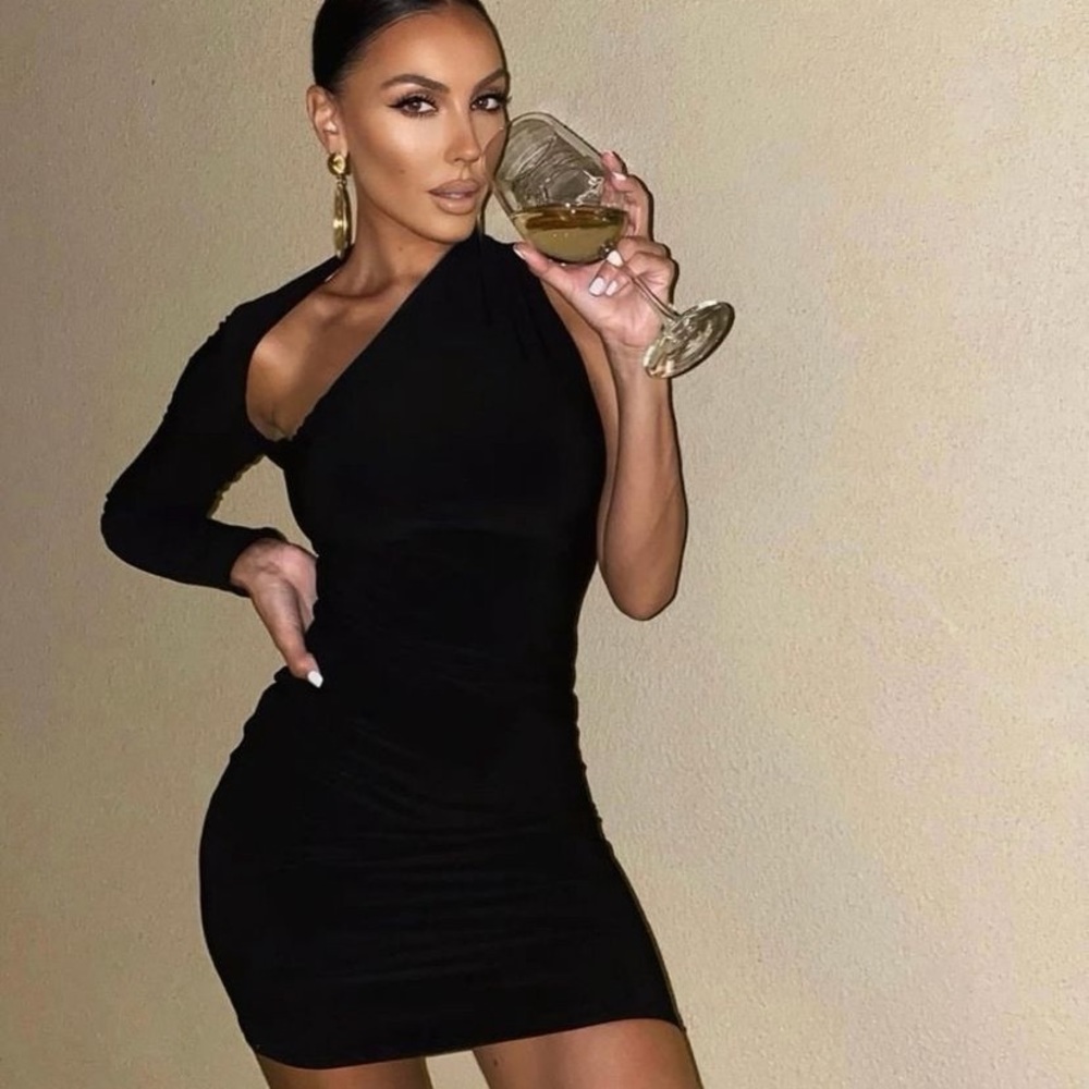 Little Black Dress 🤎